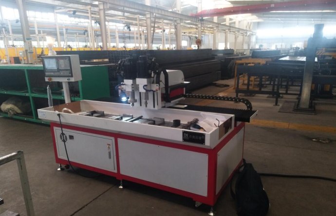 為什么選擇多米熱熔鉆孔機機？